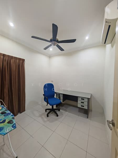 Semi-Detached House for Sale in Lumut (Perak) - Kee Choi Hong - Study - PropertyGuru.com.my
