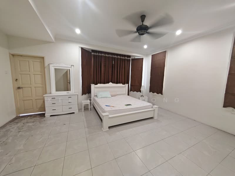 Semi-Detached House for Sale in Lumut (Perak) - Kee Choi Hong - Bedroom - PropertyGuru.com.my