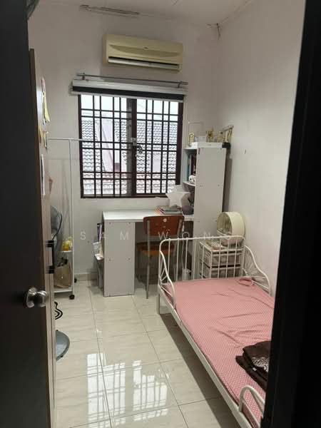 Rumah Teres 2 Tingkat untuk Dijual di Damansara Damai (Selangor) - Sam Wong - Bedroom - PropertyGuru.com.my