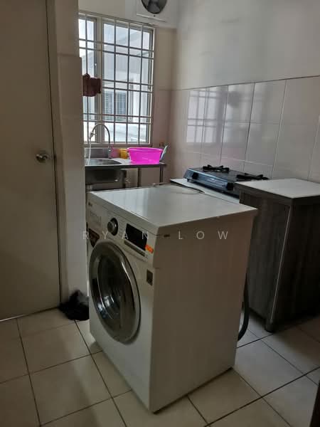 Kondominium untuk Disewa di Angkasa Condominiums - Ryan Low - Kitchen - PropertyGuru.com.my