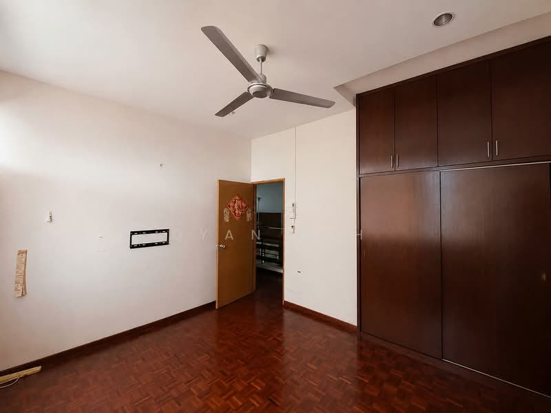 Semi-Detached House for Sale in Bukit Dumbar (Jelutong) - Qyan Goh - Bedroom - PropertyGuru.com.my