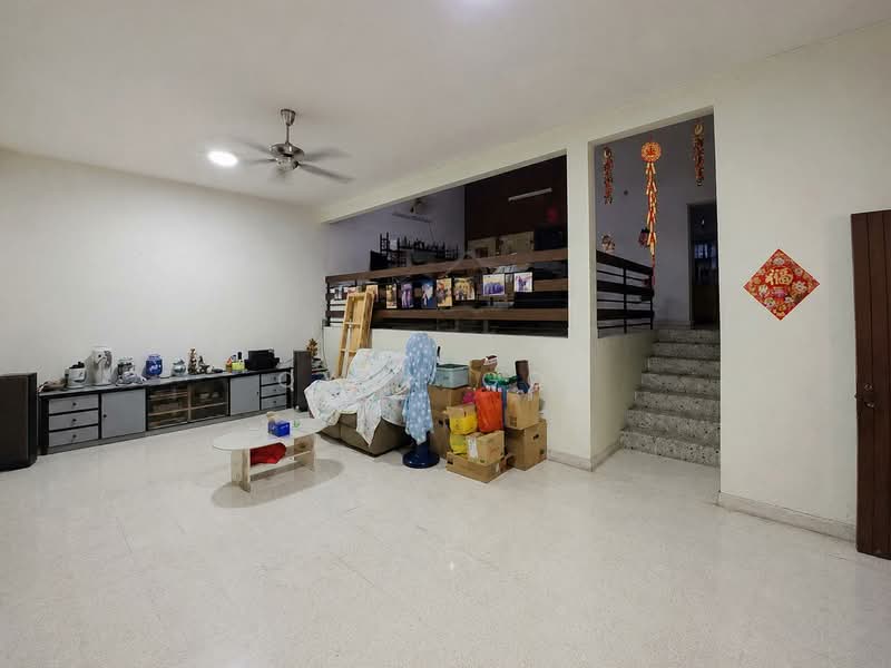 Semi-Detached House for Sale in Bukit Dumbar (Jelutong) - Qyan Goh - Living Room - PropertyGuru.com.my