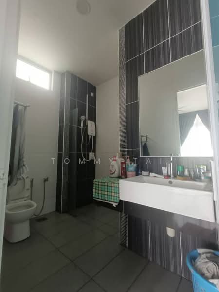2-storey Terraced House for Sale in Taman Eco Cascadia (Tebrau) - Tommy Tai - Bathroom - PropertyGuru.com.my