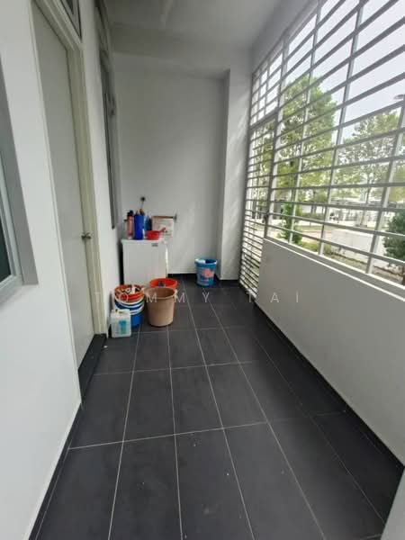 2-storey Terraced House for Sale in Taman Eco Cascadia (Tebrau) - Tommy Tai - Balcony - PropertyGuru.com.my