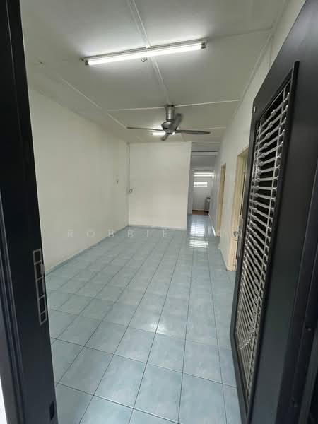1-storey Terraced House for Rent in Taman Universiti (Skudai) - Robbie Tan - PropertyGuru.com.my
