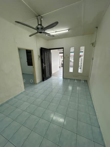 1-storey Terraced House for Rent in Taman Universiti (Skudai) - Robbie Tan - PropertyGuru.com.my