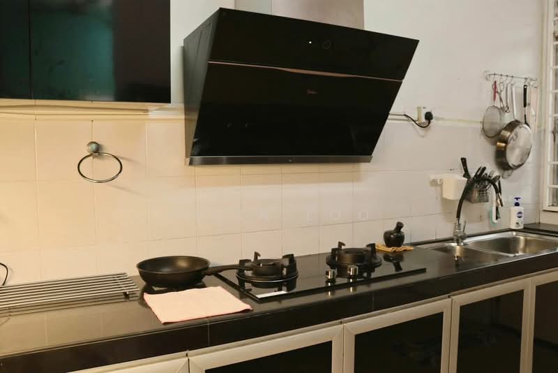 Rumah Teres untuk Dijual di Taman Pulai Jaya (Kulai) - Eliin Loo - Kitchen - PropertyGuru.com.my