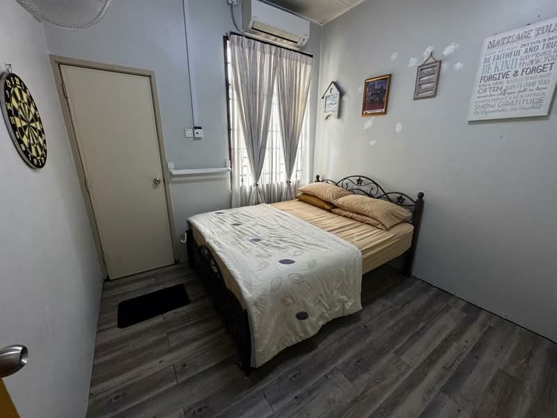 2-storey Terraced House for Sale in Taman Setia Indah (Tebrau) - Jack Lee - Bedroom - PropertyGuru.com.my