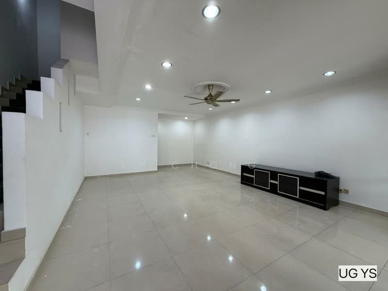 2-storey Terraced House for Sale in Setia Impian (Setia Alam) - KH Chong - Living Room - PropertyGuru.com.my