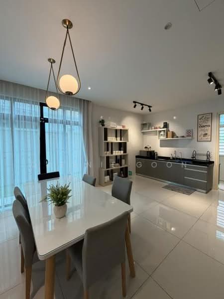 Rumah Berkembar untuk Disewa di Batu Ferringhi (Penang) - Queenie Goon - Kitchen - PropertyGuru.com.my