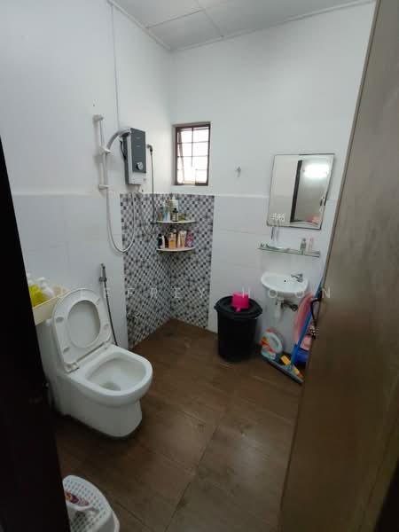 2-storey Terraced House for Sale in Gasing Indah (Petaling Jaya) - Jeffrey Hoon - Bathroom - PropertyGuru.com.my