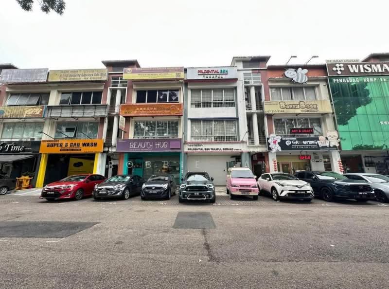 Shop for Rent in Taman Austin Perdana (Tebrau) - Robbie Tan - Exterior - PropertyGuru.com.my