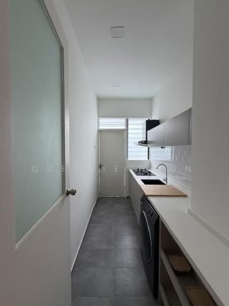 Rumah Teres 3 Tingkat untuk Dijual di Batu Ferringhi (Penang) - Queenie Goon - Kitchen - PropertyGuru.com.my