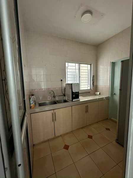 Condominium for Sale at Ketumbar Hill - Jayden Chik - Kitchen - PropertyGuru.com.my