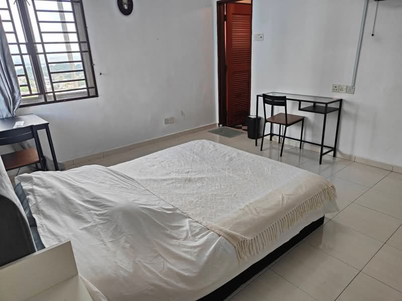 Servis Apartment untuk Disewa di The Embassy (Bangunan Duta Impian) - Blue Chan - PropertyGuru.com.my