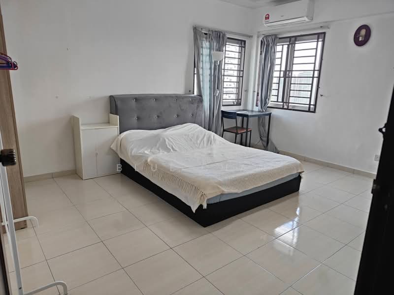 Servis Apartment untuk Disewa di The Embassy (Bangunan Duta Impian) - Blue Chan - PropertyGuru.com.my