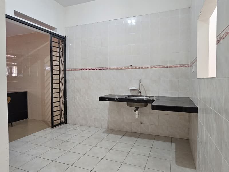 Rumah Teres 2 Tingkat untuk Dijual di Bandar Mahkota Cheras (Cheras) - Stella Lee - Kitchen - PropertyGuru.com.my