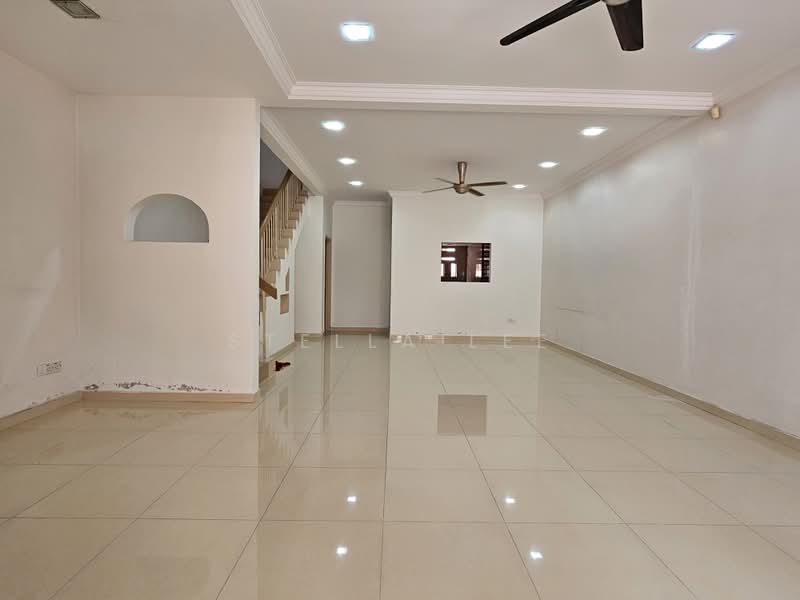 Rumah Teres 2 Tingkat untuk Dijual di Bandar Mahkota Cheras (Cheras) - Stella Lee - Living Room - PropertyGuru.com.my
