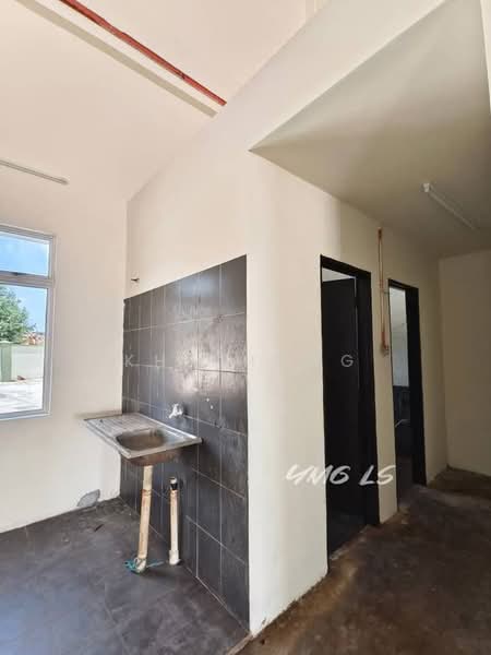 Factory for Sale in Kampung Bukit Kemuning (Shah Alam) - KH Chong - Interior - PropertyGuru.com.my