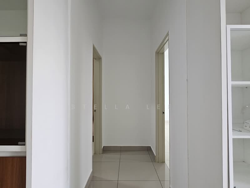 Kondominium untuk Dijual di Sg Long Residence - Stella Lee - Corridor - PropertyGuru.com.my