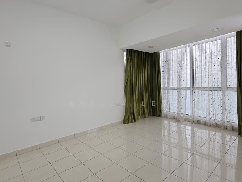 Kondominium untuk Dijual di Sg Long Residence - Stella Lee - Living Room - PropertyGuru.com.my
