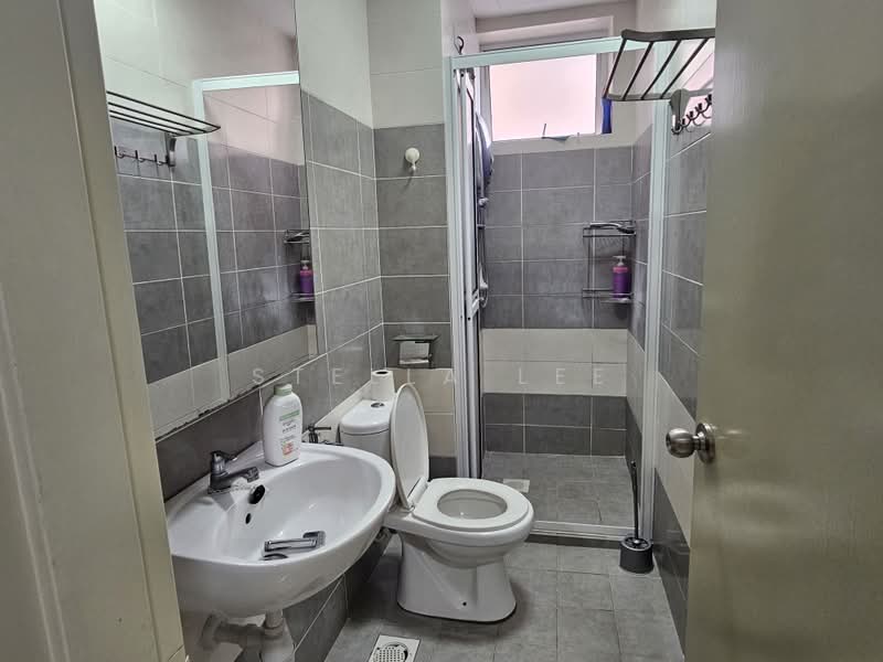Kondominium untuk Dijual di Sg Long Residence - Stella Lee - Bathroom - PropertyGuru.com.my