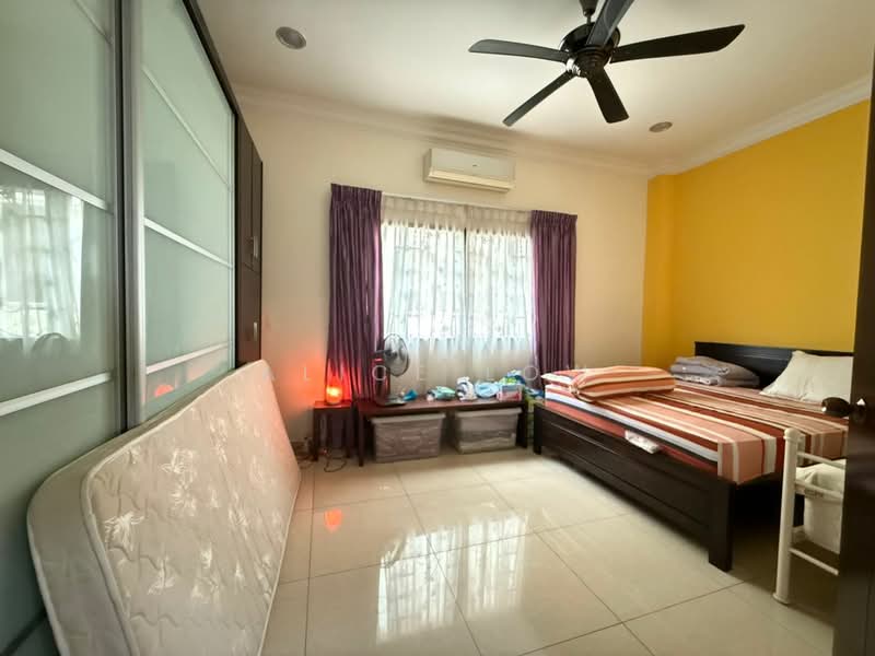 Bungalow for Sale in Rawang (Selangor) - Alice Low - Bedroom - PropertyGuru.com.my