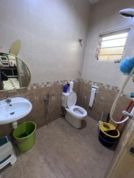 2.5-storey Terraced House for Sale in Seri Sungai Long (Kajang) - Shanny Tan - Bathroom - PropertyGuru.com.my