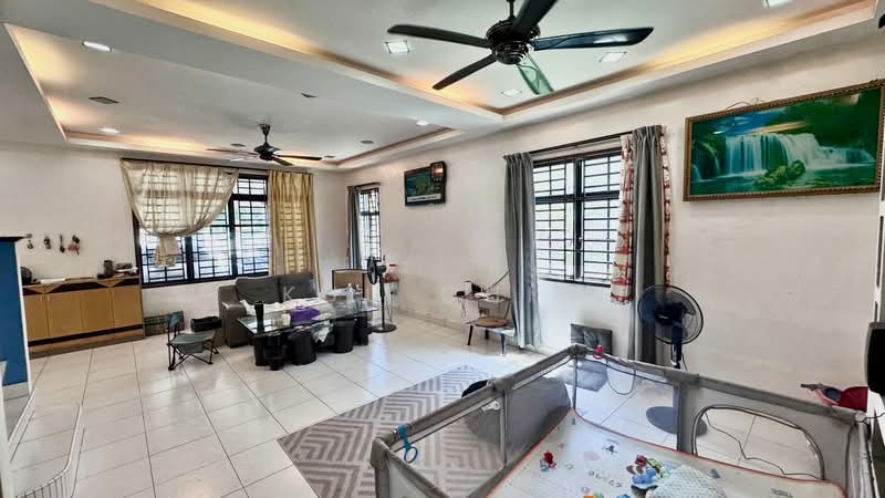 2-storey Terraced House for Sale in Bukit Indah (Iskandar Puteri (Nusajaya)) - Kuu Chin - Living Room - PropertyGuru.com.my