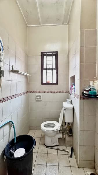 2-storey Terraced House for Sale in Bukit Indah (Iskandar Puteri (Nusajaya)) - Kuu Chin - Bathroom - PropertyGuru.com.my