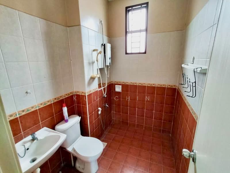 2-storey Terraced House for Sale in Bukit Indah (Iskandar Puteri (Nusajaya)) - Kuu Chin - Bathroom - PropertyGuru.com.my