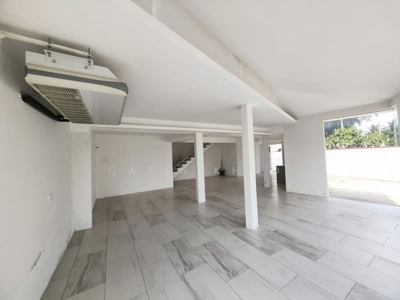 Kedai untuk Disewa di Bercham (Ipoh) - Qazin Khoo - Interior - PropertyGuru.com.my