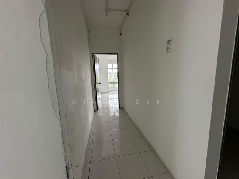 Kedai / Pejabat untuk Disewa di Port Klang (Pelabuhan Klang) (Selangor) - Diana See - Corridor - PropertyGuru.com.my