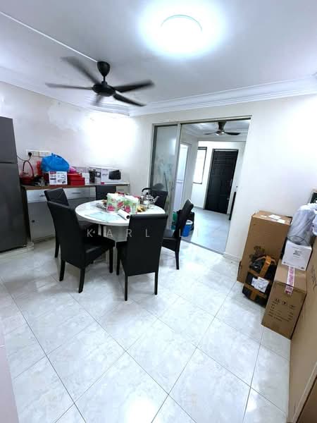 2-storey Terraced House for Sale in Taman Molek (Johor Bahru) - Karl Lim - Dining Room - PropertyGuru.com.my
