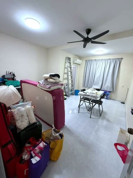 2-storey Terraced House for Sale in Taman Molek (Johor Bahru) - Karl Lim - Bedroom - PropertyGuru.com.my