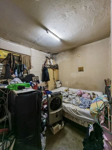 Flat for Sale at Flat Taman Ungku Tun Aminah - Rain Ng - Bedroom - PropertyGuru.com.my