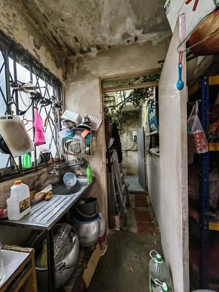 Flat for Sale at Flat Taman Ungku Tun Aminah - Rain Ng - Kitchen - PropertyGuru.com.my