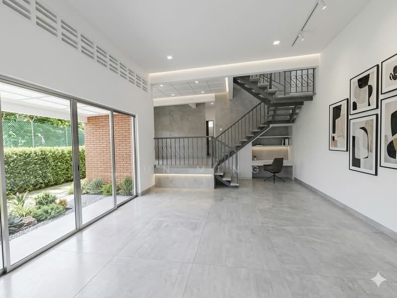 Rumah Teres 2 Tingkat untuk Dijual di Taman Supreme (Cheras) - Jun Ming - Living Room - PropertyGuru.com.my