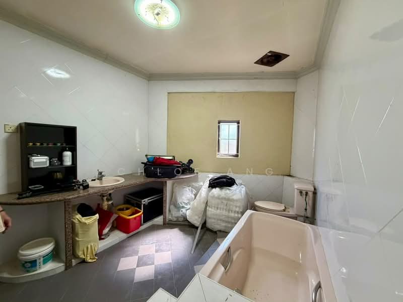 Rumah Banglo untuk Dijual di Seberang Jaya (Penang) - Chloe Ang - Bathroom - PropertyGuru.com.my