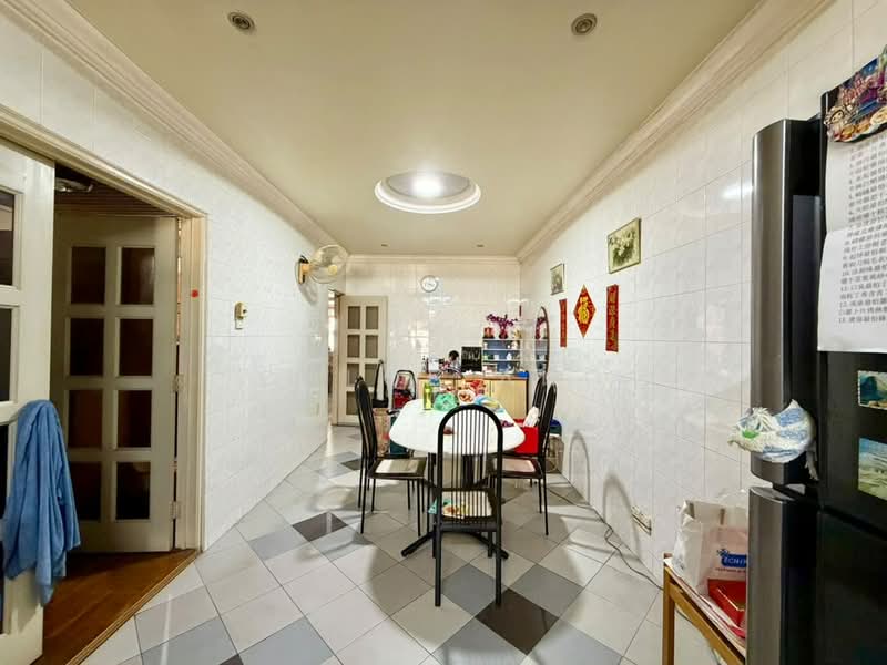 Rumah Banglo untuk Dijual di Seberang Jaya (Penang) - Chloe Ang - Dining Room - PropertyGuru.com.my