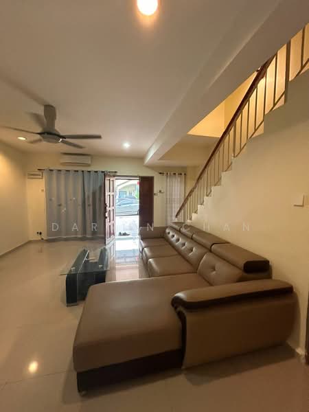 Rumah Teres 2 Tingkat untuk Disewa di Cheras (Selangor) - Darren Chan - Living Room - PropertyGuru.com.my