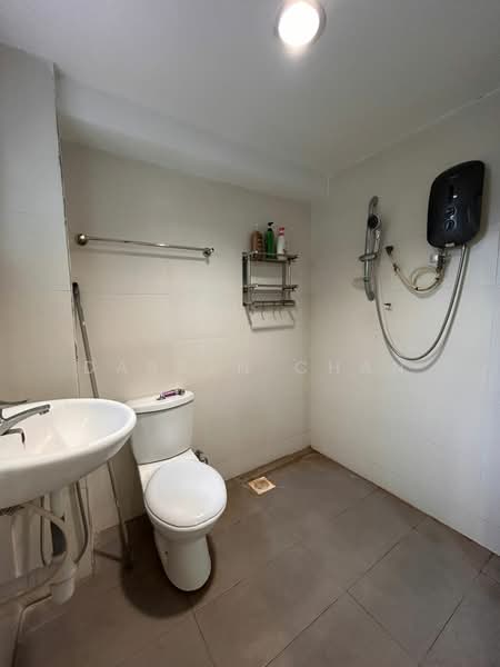 Rumah Teres 2 Tingkat untuk Disewa di Cheras (Selangor) - Darren Chan - Bathroom - PropertyGuru.com.my