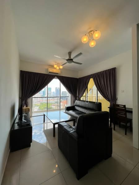 Kondominium untuk Disewa di Vistaria Residensi - Ryan Low - Living Room - PropertyGuru.com.my