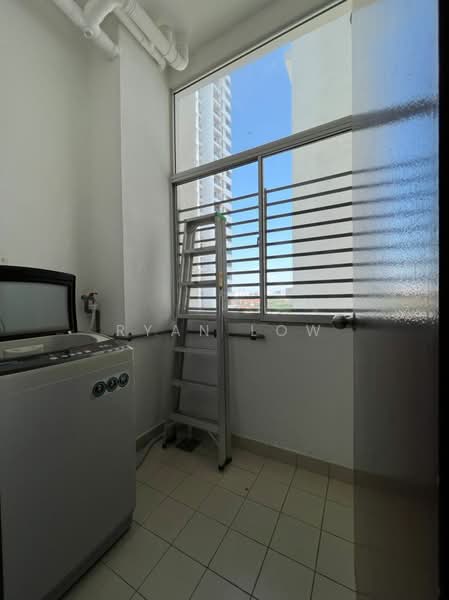 Kondominium untuk Disewa di Vistaria Residensi - Ryan Low - Balcony - PropertyGuru.com.my