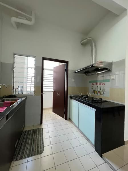 Kondominium untuk Disewa di Vistaria Residensi - Ryan Low - Kitchen - PropertyGuru.com.my
