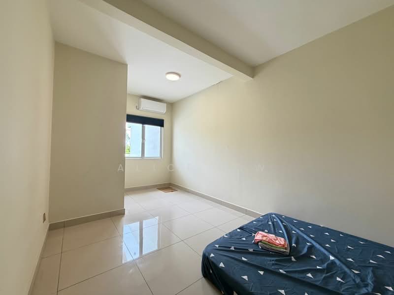 Rumah Teres 2 Tingkat untuk Disewa di Taman Kundang Jaya (Rawang) - Alice Low - Bedroom - PropertyGuru.com.my
