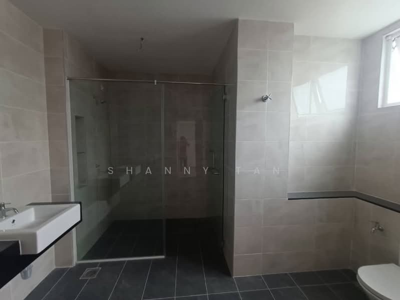 Bungalow for Sale in Bandar Sungai Long (Selangor) - Shanny Tan - Bathroom - PropertyGuru.com.my