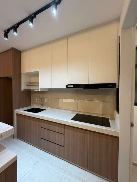 Condominium for Rent at EdgeWood Residences @ SkySanctuary - CK Teong - Kitchen - PropertyGuru.com.my