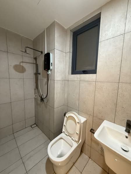 Condominium for Rent at EdgeWood Residences @ SkySanctuary - CK Teong - Bathroom - PropertyGuru.com.my
