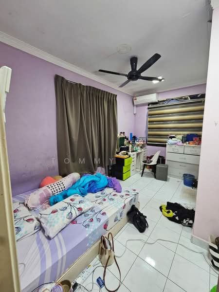 Rumah Teres 2 Tingkat untuk Dijual di Taman Seri Orkid (Skudai) - Tommy Tai - Bedroom - PropertyGuru.com.my